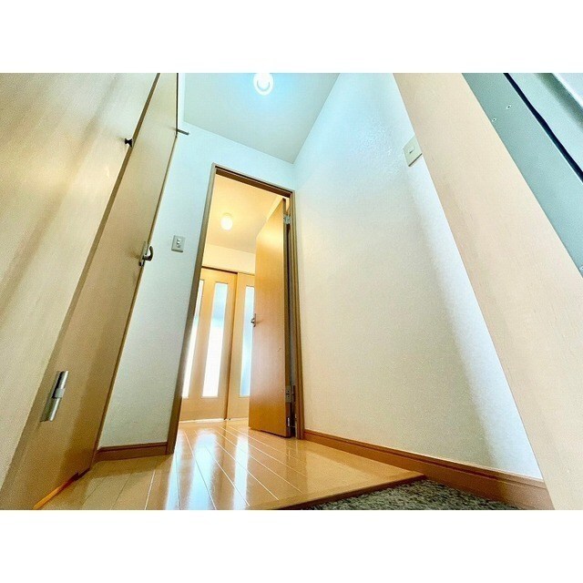 アンプルール クラージュ コリーヌシャンIの物件内観写真