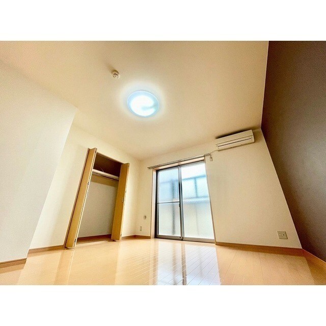 アンプルール クラージュ コリーヌシャンIの物件内観写真