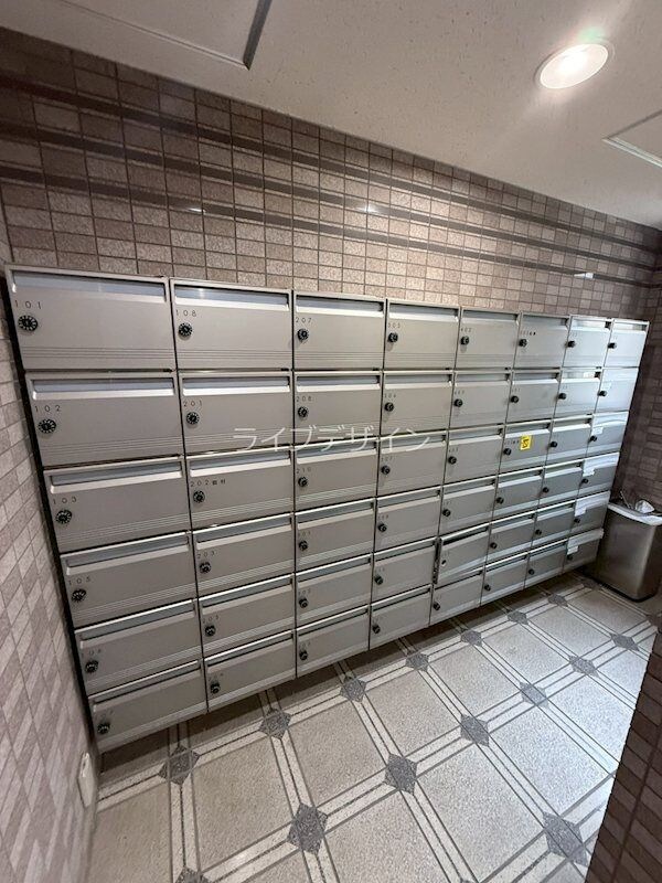 伊丹駅 徒歩4分 2階の物件内観写真