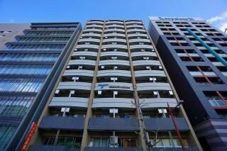 LaDouceur江坂の物件外観写真