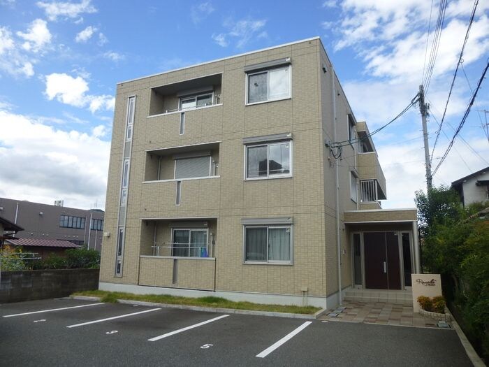 ラコルトの物件外観写真