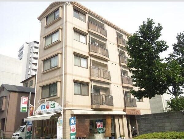 光陽川西マンションの物件外観写真