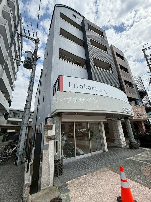 ONLY　ONE小花の物件外観写真