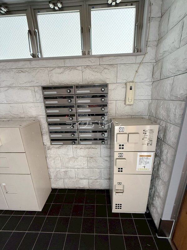 ONLY　ONE小花の物件内観写真