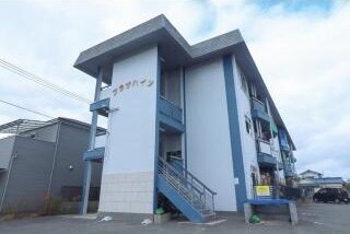 プラザハイツの物件外観写真