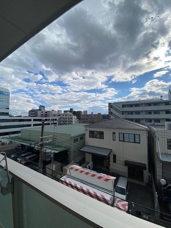 ライブガーデン江坂VIIIの物件内観写真