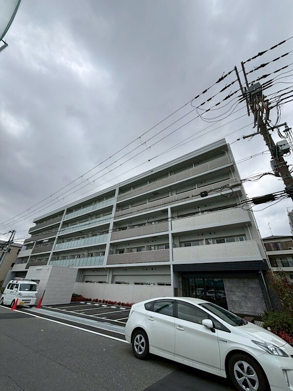 MAXIV CROS 江坂の物件外観写真