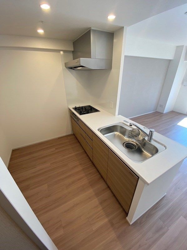 THE　MUTUAL　江坂の物件内観写真