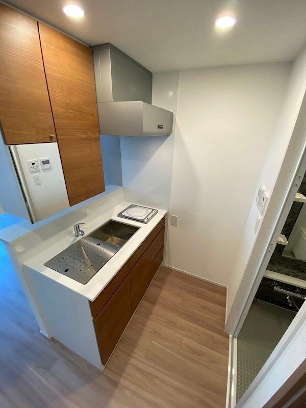 THE　MUTUAL　江坂の物件内観写真