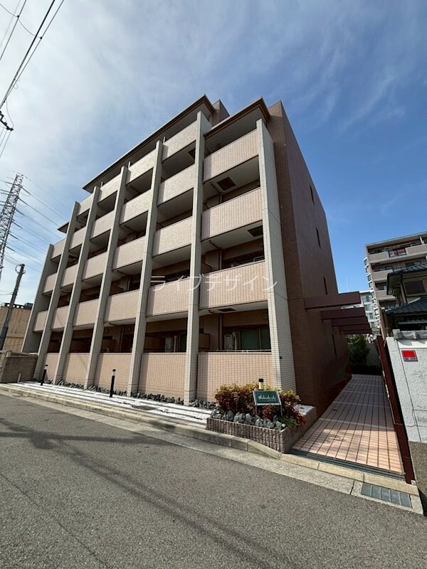 ソレアード・アビの物件外観写真