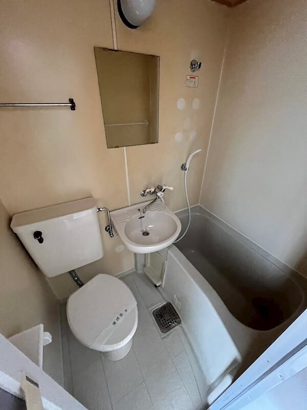 ジョイフル出屋敷の物件内観写真