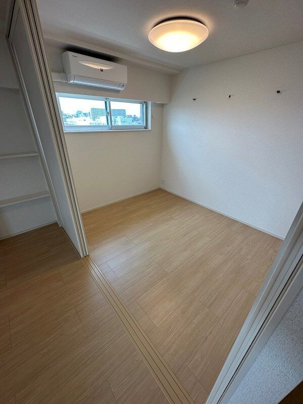 ラ・ルミエールの物件内観写真