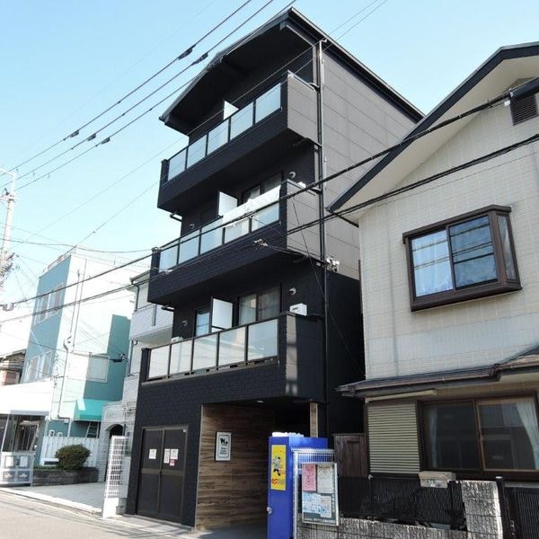 Wins Court Hattoriの物件外観写真