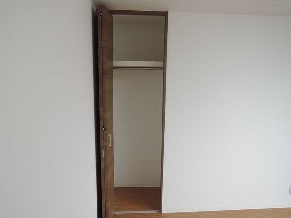 Wins Court Hattoriの物件内観写真