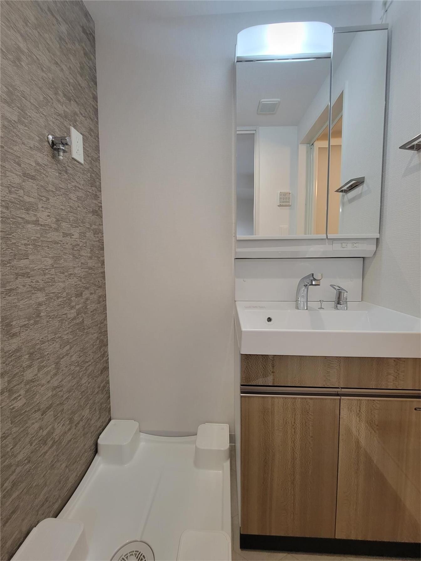 三国駅 徒歩5分 3階の物件内観写真