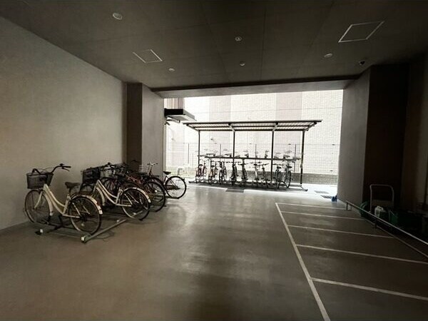 セイル江坂公園の物件内観写真