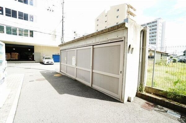 江坂駅 徒歩5分 7階の物件内観写真