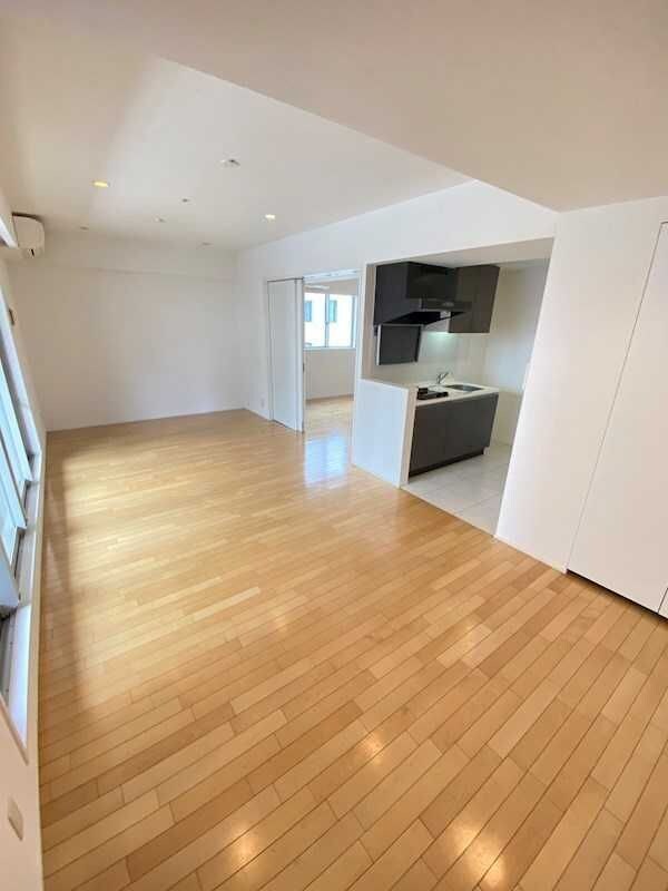 レジディア江坂の物件内観写真