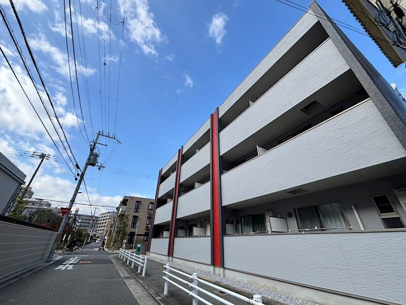 グラント塚口の物件外観写真