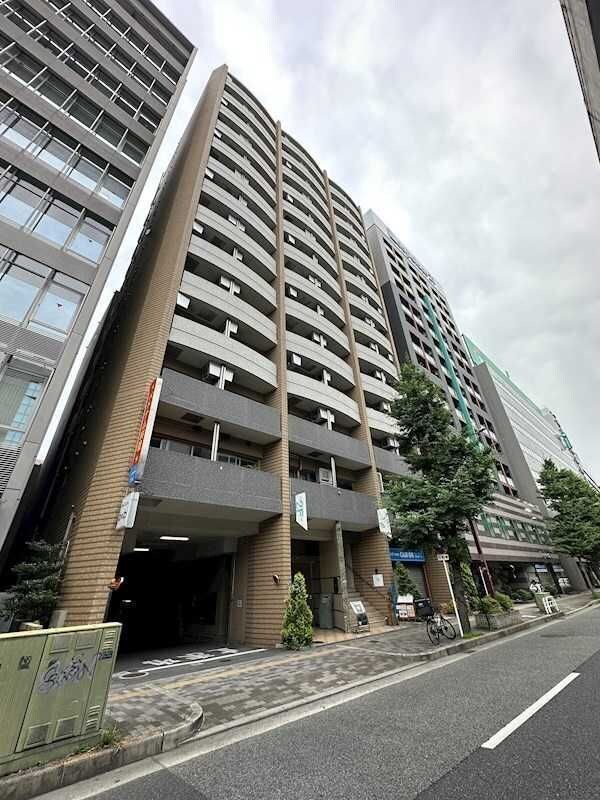 LaDouceur江坂の物件外観写真