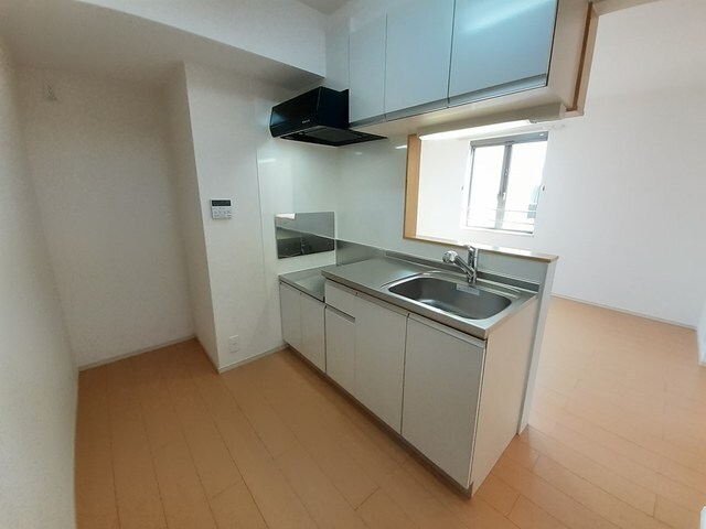 プレウスの物件内観写真