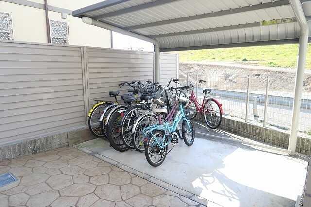 プレウスの物件内観写真