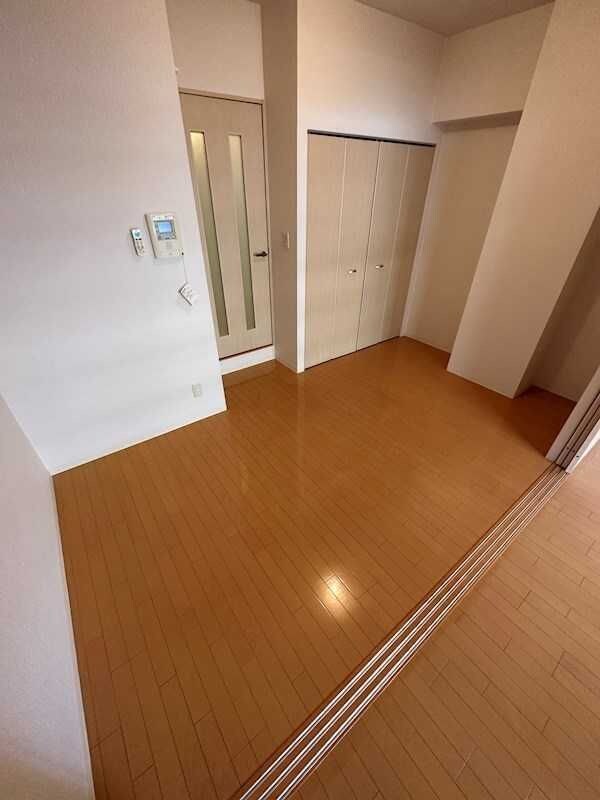 レフィーナカルム江坂の物件内観写真