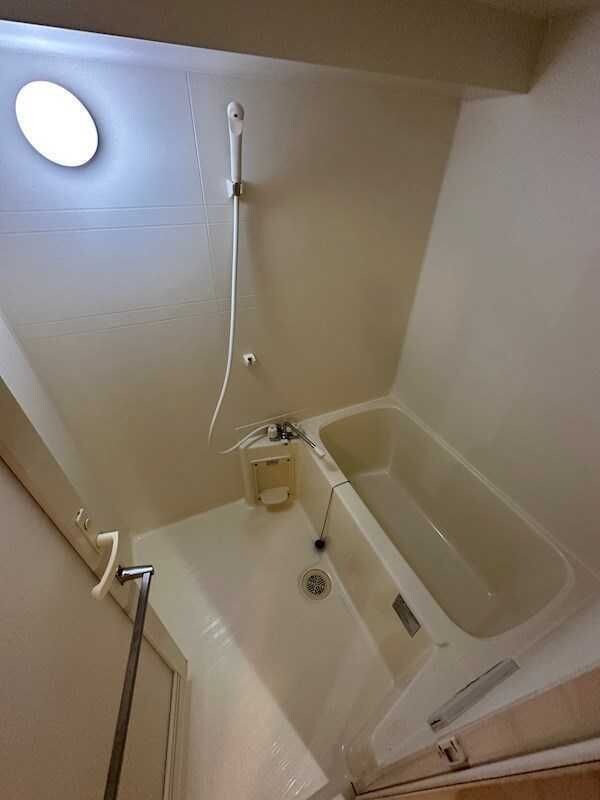 レフィーナカルム江坂の物件内観写真