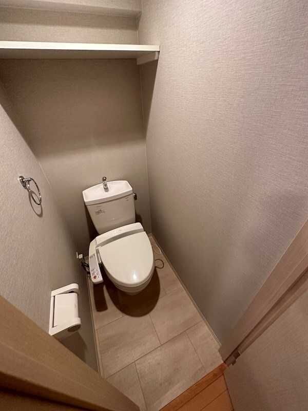 レフィーナカルム江坂の物件内観写真