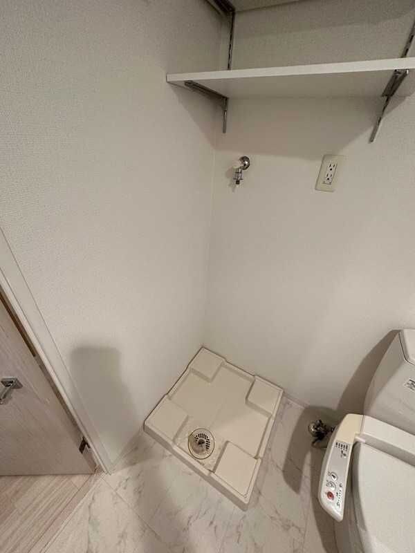 SERENiTE江坂四番館の物件内観写真