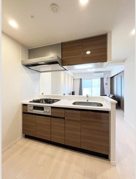 スプランディッド江坂駅前の物件内観写真