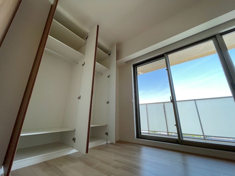 ジオ千里中央ライズコートＥ棟の物件内観写真