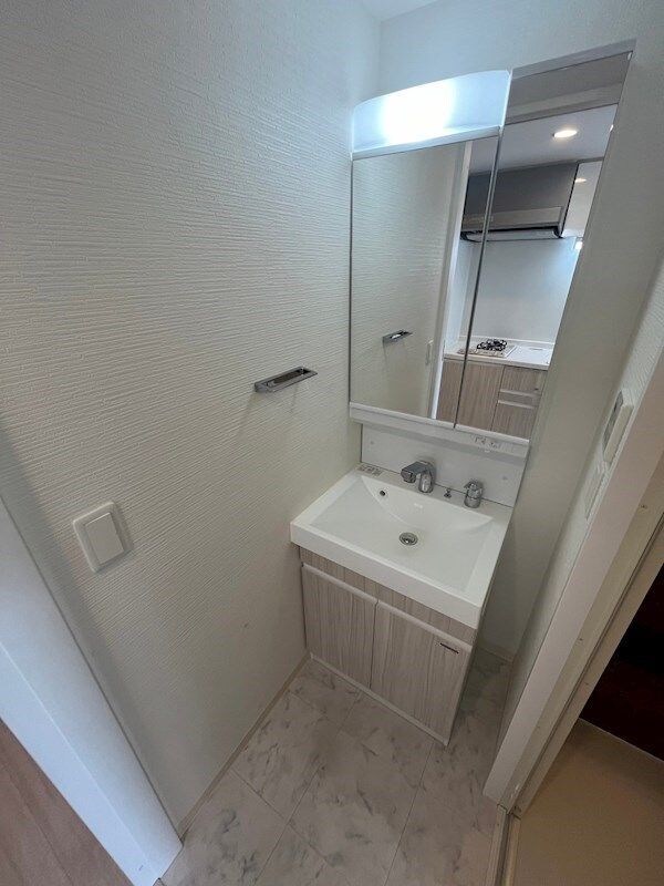 エステムコート新大阪XIVアイシーの物件内観写真