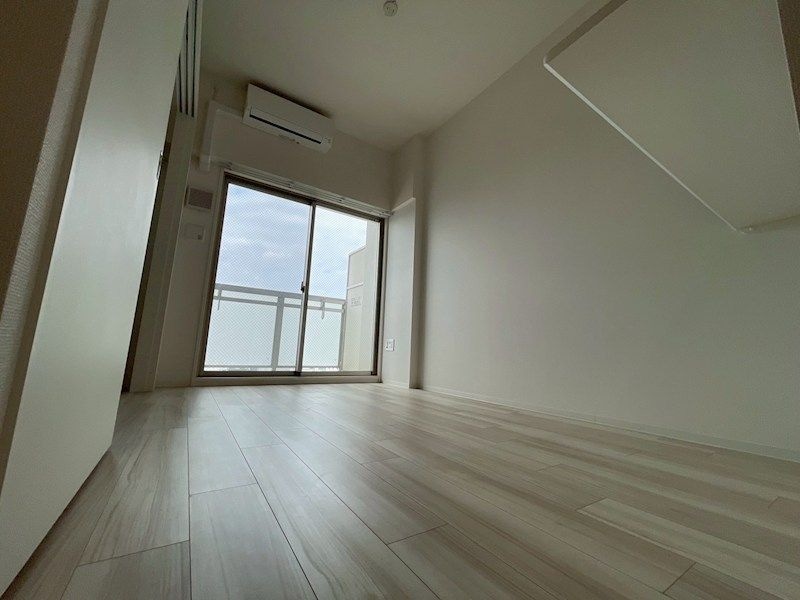 セレニテ江坂アリアの物件内観写真