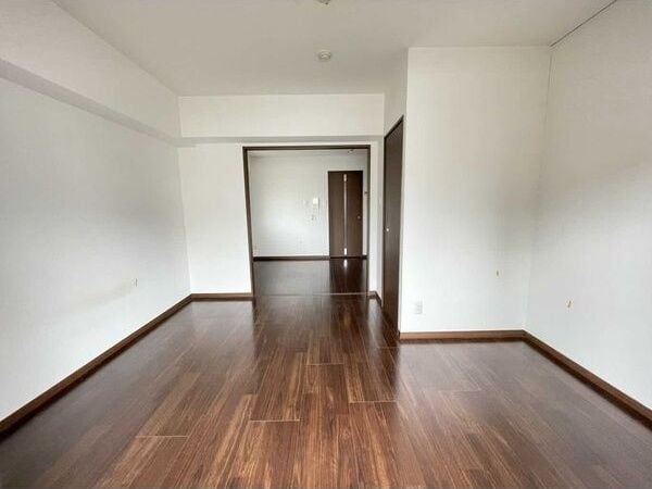 アクアスイート新大阪の物件内観写真