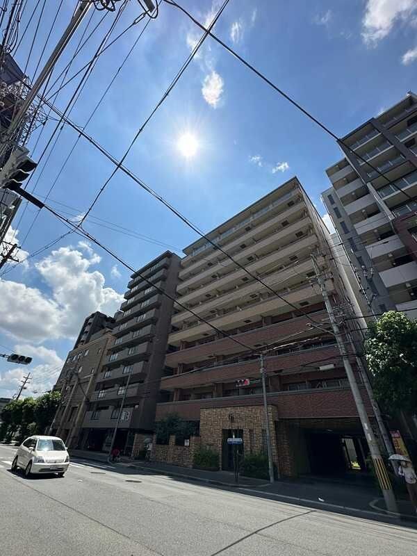 グランシス江坂の物件外観写真