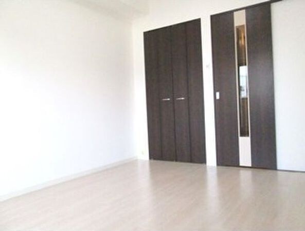 グランシス江坂の物件内観写真