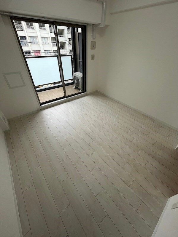 ワールドアイ江坂アルバの物件内観写真