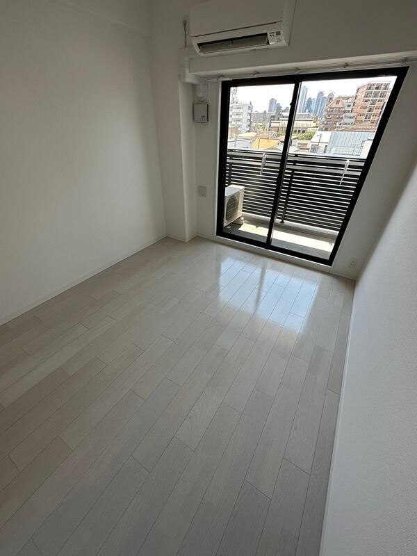 オーキッドレジデンス新大阪の物件内観写真