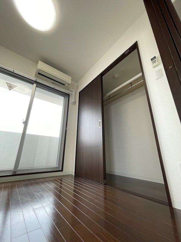 ライブガーデン新大阪の物件内観写真