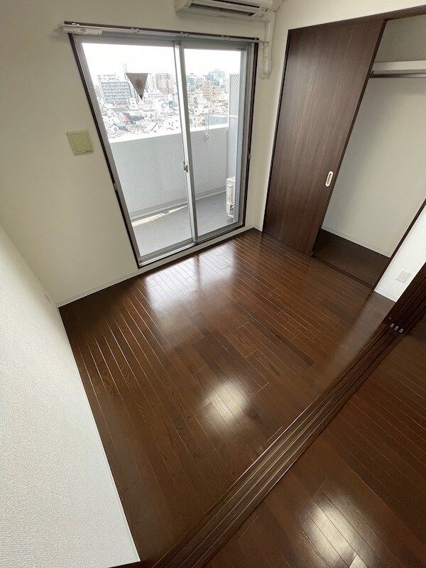 ライブガーデン新大阪の物件内観写真