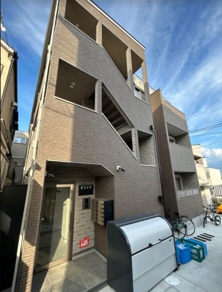 ジラフ吹田藤が丘の物件外観写真