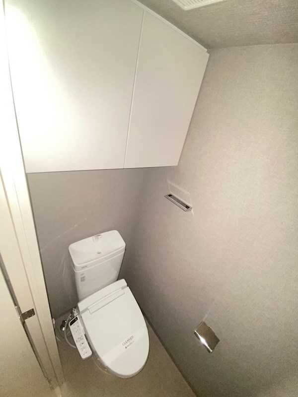 コンフォリア江坂広芝町の物件内観写真