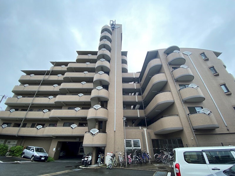 ロイヤルオータムの物件外観写真