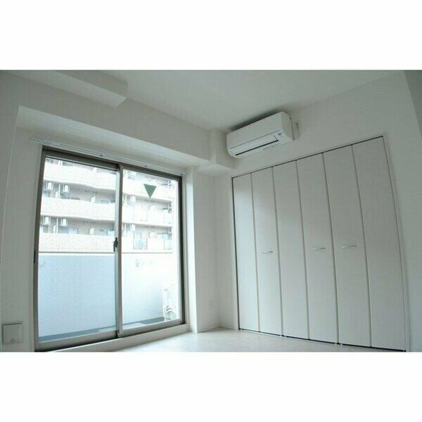 ウインズコート西中島の物件内観写真