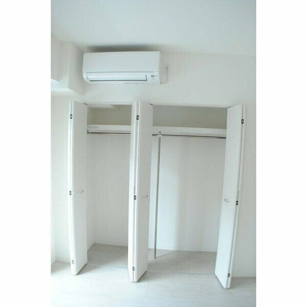 ウインズコート西中島の物件内観写真