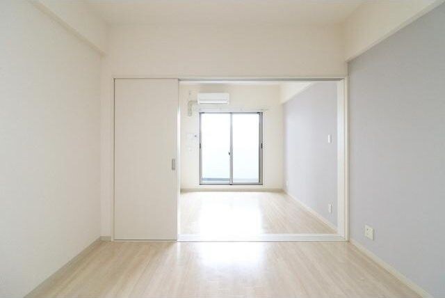 ルクレ新大阪レジデンスの物件内観写真