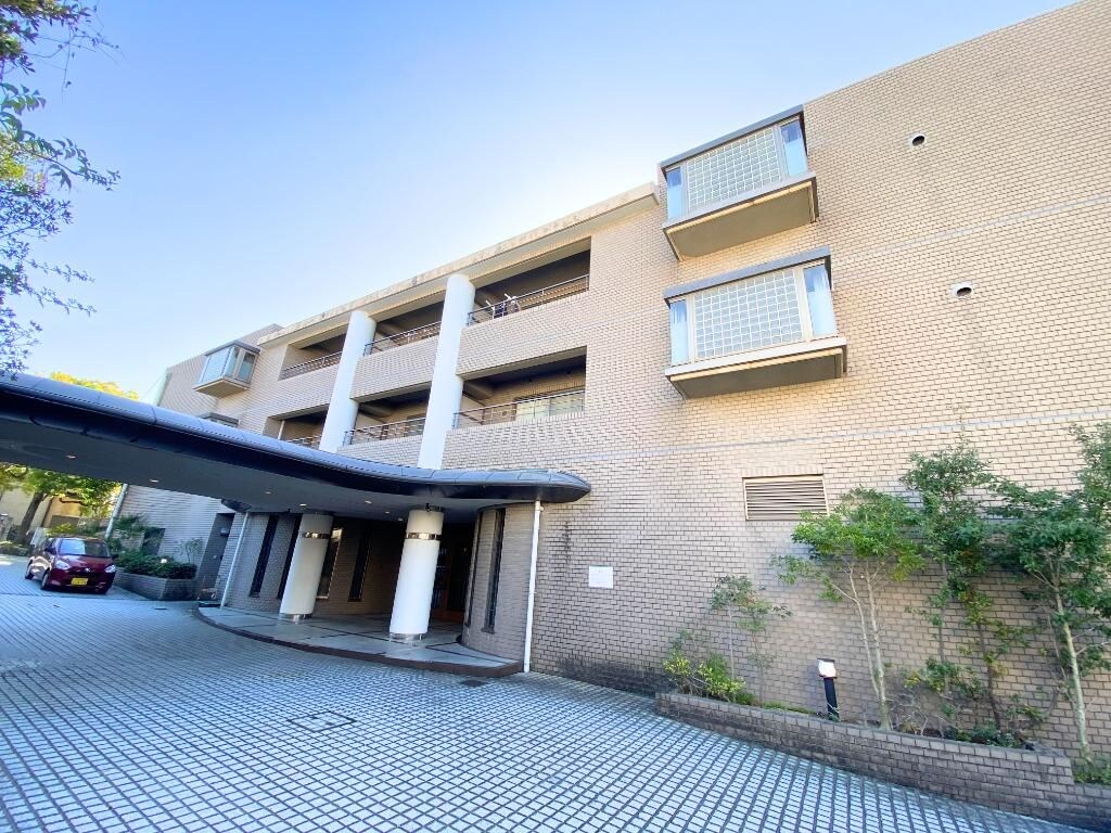 岡町駅 徒歩5分 3階の物件外観写真