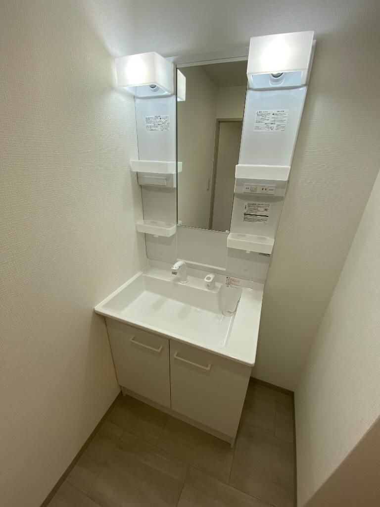 岡町駅 徒歩5分 3階の物件内観写真