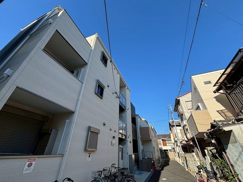 ARISTO出屋敷の物件外観写真